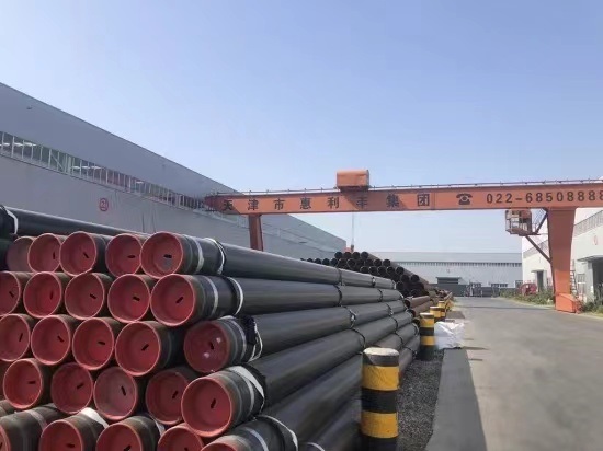 Steel Pipes Coated with HDPE for Durability